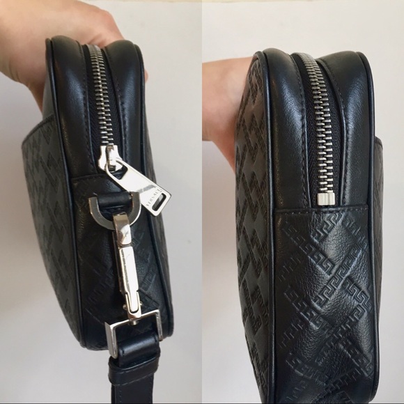 SOLD Versace Leather Travel Pouch Wristlet Bag - Picture 6 of 8